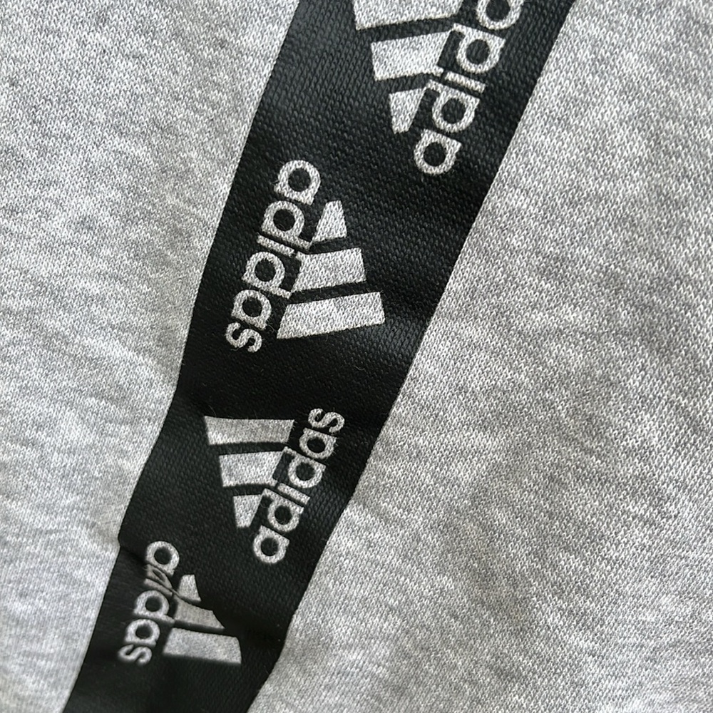 EUC Adidas turtleneck cropped sweatshirt - Picture 9 of 15